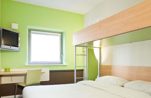 Mougins Hotel | ibis budget Cannes Mougins