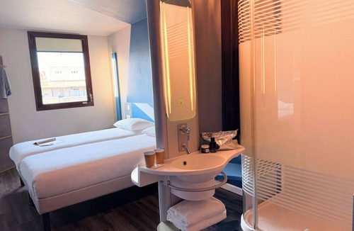 Route d'Arles Hotel | ibis budget Nimes Centre Gare