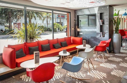 Les Termes Hotel | ibis Cannes Mandelieu