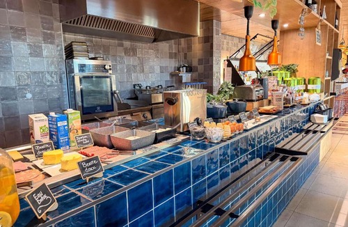 Lunel Hotel | Ibis Lunel Petite Camargue