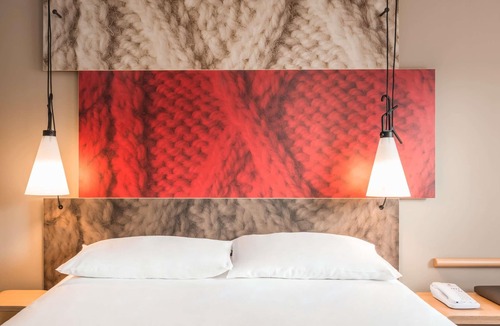 Salon-de-Provence Hotel | ibis Salon de Provence Sud