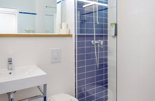 Gemenos Hotel | ibis Styles Aubagne Gemenos