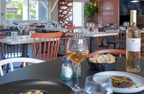 Gemenos Hotel | ibis Styles Aubagne Gemenos