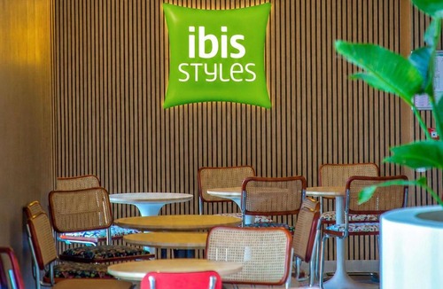 Salon-de-Provence Hotel | ibis Styles Salon de Provence