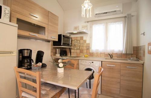 Villeneuve-Loubet Apartment | Idéale et charmante maisonnette, Mer & Nature, Parking et Terrasse