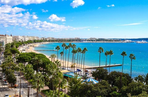 California - Pezou Apartment | Ideal congress and vacation LIVE IN VILLA PARADOR