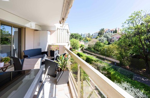 California - Pezou Apartment | Ideal congress and vacation LIVE IN VILLA PARADOR