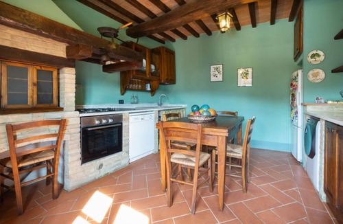 San Pietro in Bossolo Cottage | Il Melograno, Chianti apartment in farmhouse for 4 people with garden