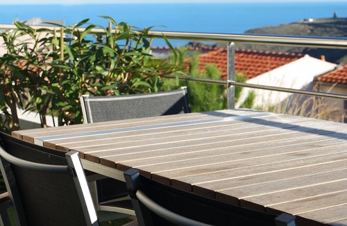 Cerbere Apartment | In Cerbère, magnificent T2 with large terrace, sea and mountain views - Wifi/Clim