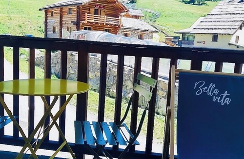 Molines-en-Queyras Apartment | IN NEED OF FRESH AIR, NATURE AND CALM?