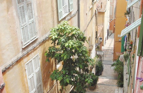 Villefranche-sur-Mer Apartment | In the Heart of the Old Town a Light and Spacious apt steps away from the Sea