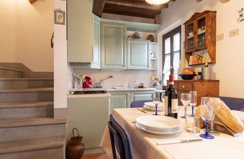 Cascine-La Croce House | Italian Experience - Il Borgo Apartment