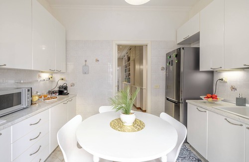 Quartiere XIII Aurelio Apartment | J N D Holidays -vatican a Big apartment near San Peter