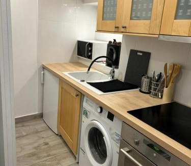 Grasse Apartment | Jasmin