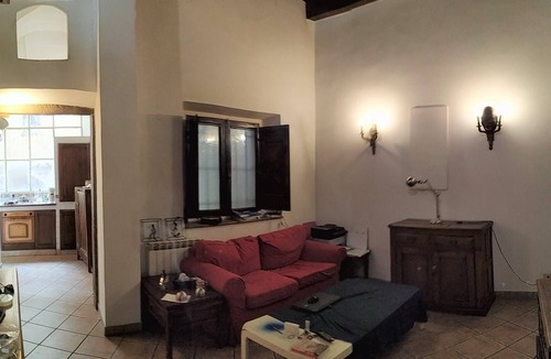 Rione XI Sant'Angelo Apartment | JEWISH GHETTO PORCH OF OCTAVIA