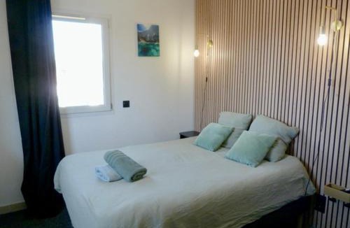 Aix-en-Provence Apartment | Joli Studio le clos d'Aix avec grande terrasse piscine et parking gratuit