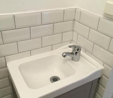 Jacou House | Jolie chambre chez l habitant avec salle de bains privative à proximité de Montpellier et du tramway