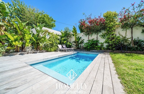 8th Arrondissement Villa | Jolie Villa Avec Piscine à Deux pas de la Plage