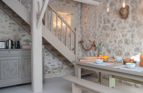 Maussane House | Juliette's house with swimming pool and garden