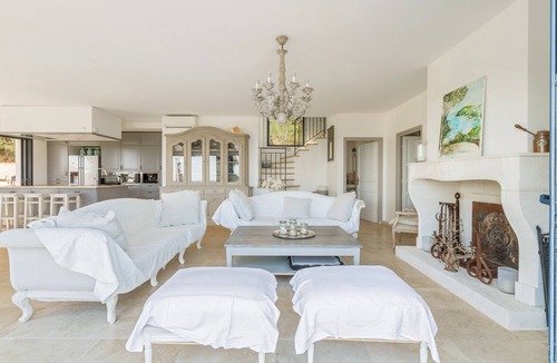 Cavaliere Villa | July Special: Luxury Villa in the Gulf of Saint-Tropez with a Pool and Breathtaking Ocean Views!