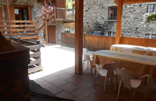 Molines-en-Queyras Apartment | Just like a little cottage!
