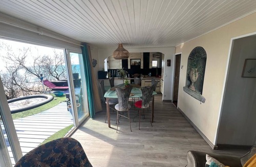 Marseillan Ski Chalet | K-Bane at the water's edge.