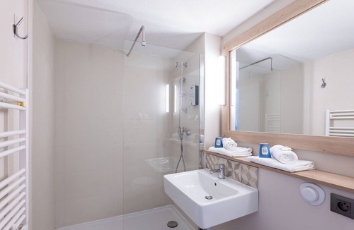 Digne-les-Bains Hotel | Kyriad Digne les Bains