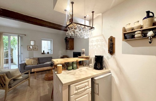 Comedie Apartment | L’écusson voyageur, cosy chic city center