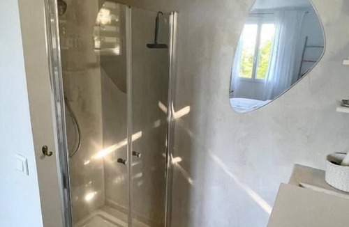 Vacheres Bed & Breakfast | L évidence en Provence