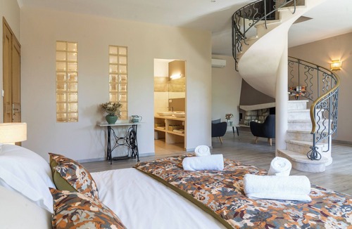 Noves House | L'Angélus Mas in Provence for 14 people Heated swimming pool - Families & groups