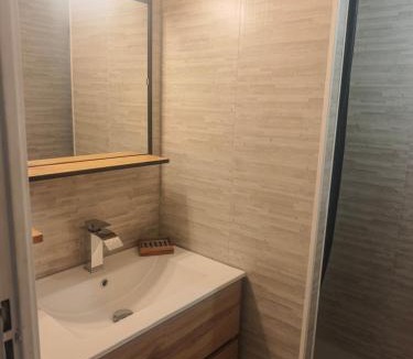 Port-Saint-Louis-du-Rhone Apartment | L'anse duRhône