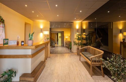 Apt Hotel | L'Aptois Hôtel - Centre Ville - Local Vélos