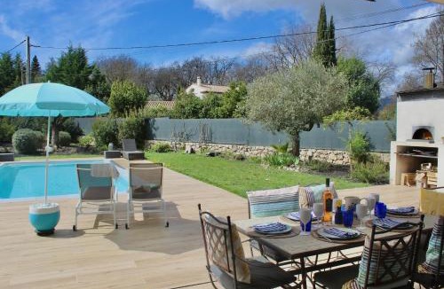 La Grand-Chile Villa | L'essence du sud avec 4 suites, piscines et four à pizza