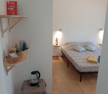 Fitou Bed & Breakfast | L'Essentiel Suite climatisée avec terrasse SDB privé
