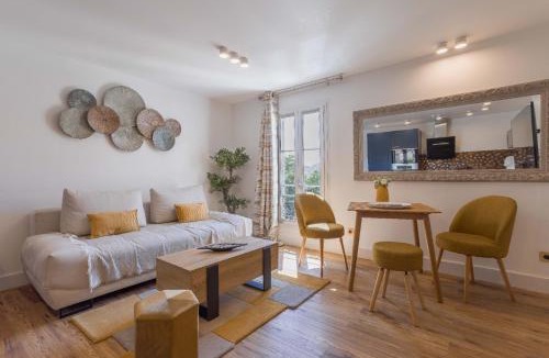 California - Pezou Apartment | L'Olivier - 1 Chambre, clim, Palais & plage, fraichement rénové
