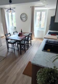 Contes Apartment | L'olivier de Jeanine
