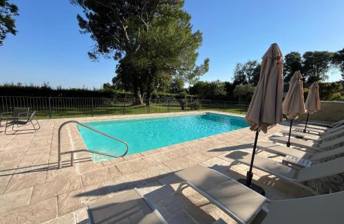 Arles House | L'Oustau Dou Rose, grande maison avec piscine