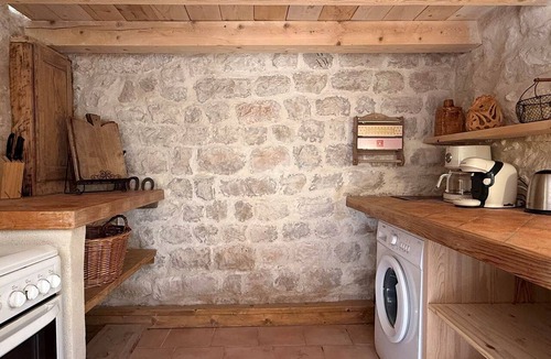 Village Apartment | L'Oustau Le Logis - Family Home with Ocean and Garden Views