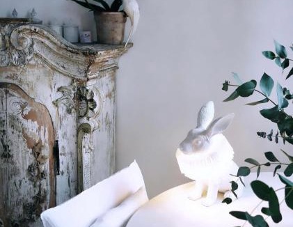 Golfe Juan Hotel | La Bâtisse en Blanc