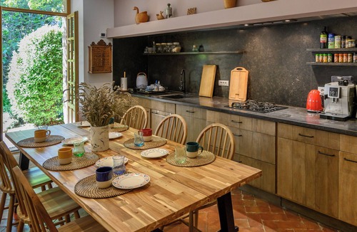Apt House | La Bastide Bohème, exceptional country house in a 17 hectare park.