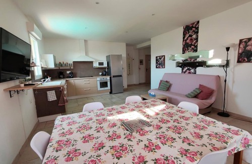 Grasse House | La Bastide Centifolia - Roses of May