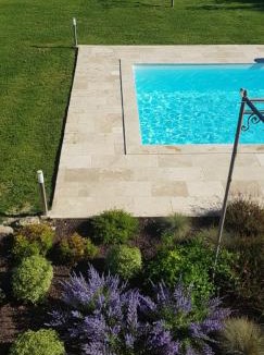 Maussane Villa | LA BASTIDE DE LUSON Villa 4 chambres Spa Sauna Piscine chaufée boulodrome