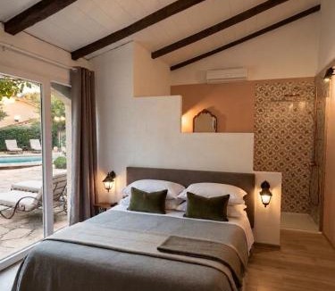 Deaux Hotel | La Bastide des Mûriers