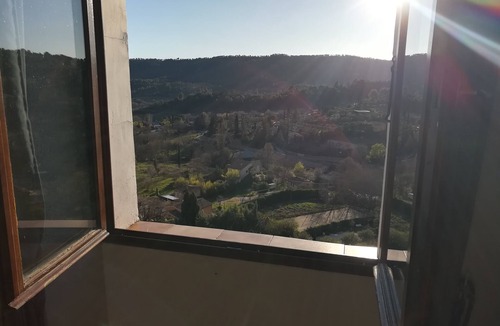 Moustiers-Sainte-Marie Apartment | La Belle Vue: 3-star apartment overlooking the valley