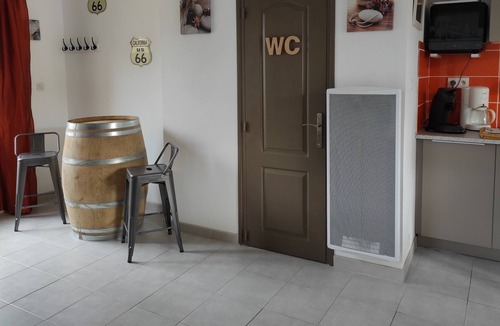 Tourbes House | La Bodega, a charming little winegrower