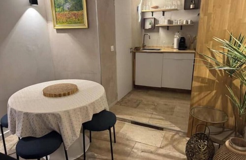 Bonneveine Apartment | La Cave Médiévale des Chevaliers de St Jean - A unique stay in Aix-en-Provence