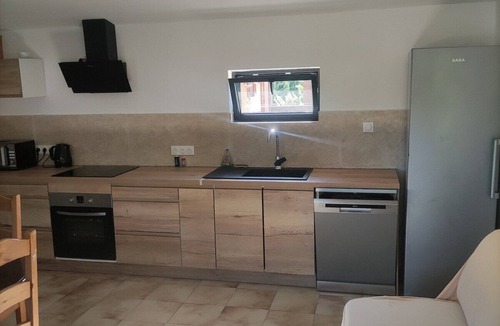Lurs Apartment | La Cheminée - two-bedroom apartments - valley view