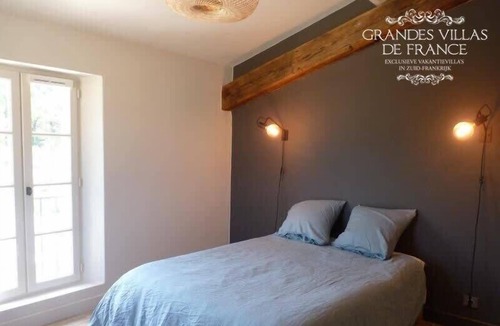 Eyragues Villa | La Chouette Summary: