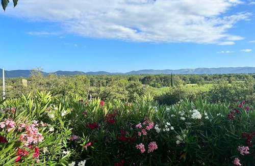 Vidauban House | La Colline des Maures, a typical Provençal holiday home with private swimming pool for 12 people
