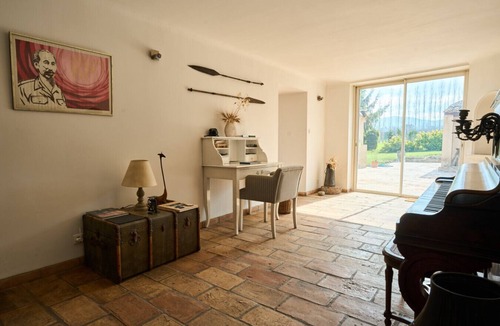 Gardanne Villa | La Cremade : Mas familial